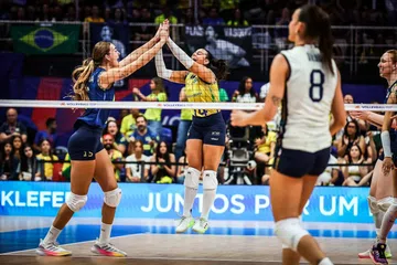 Vôlei feminino: Brasil faz duplo desafio em China e Peru nesta quarta-feira